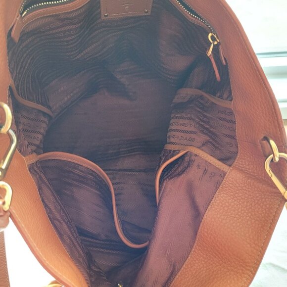 Prada Vitello Daino Tote Bag - Picture 8 of 12